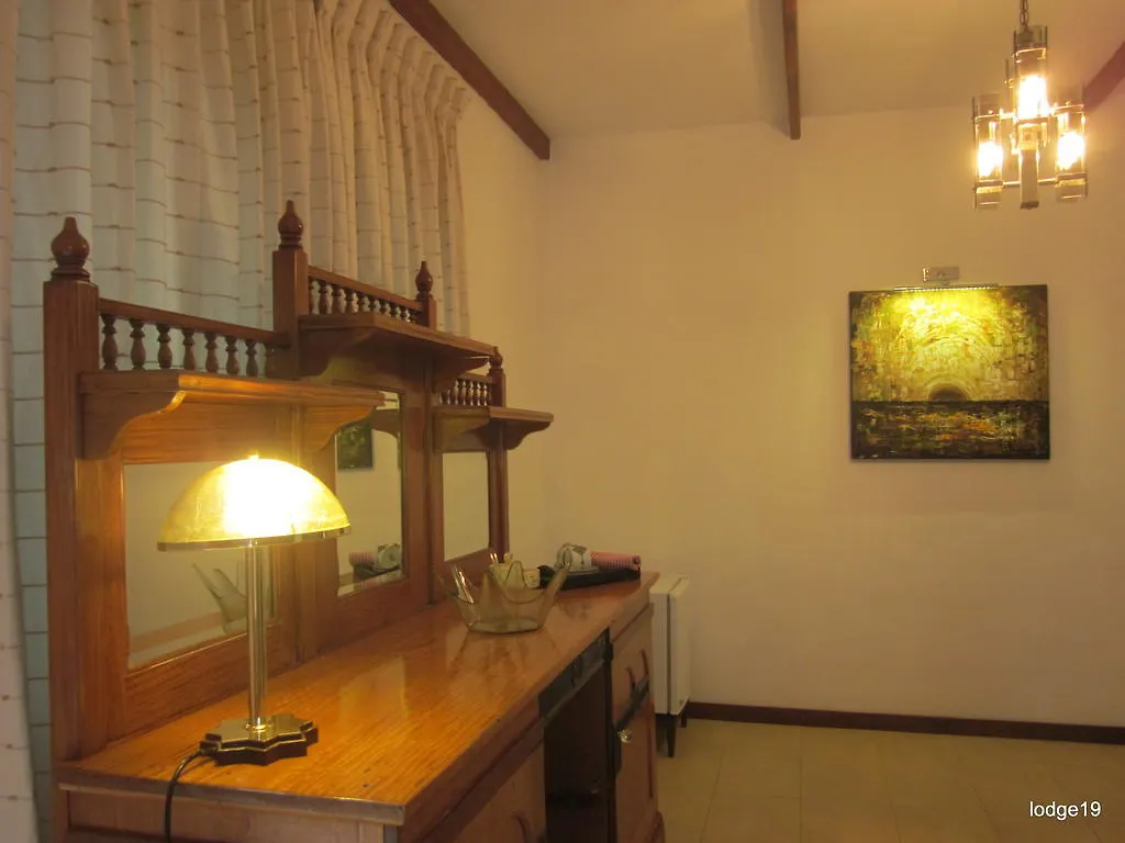 Lodge 19 Negombo 0*,
